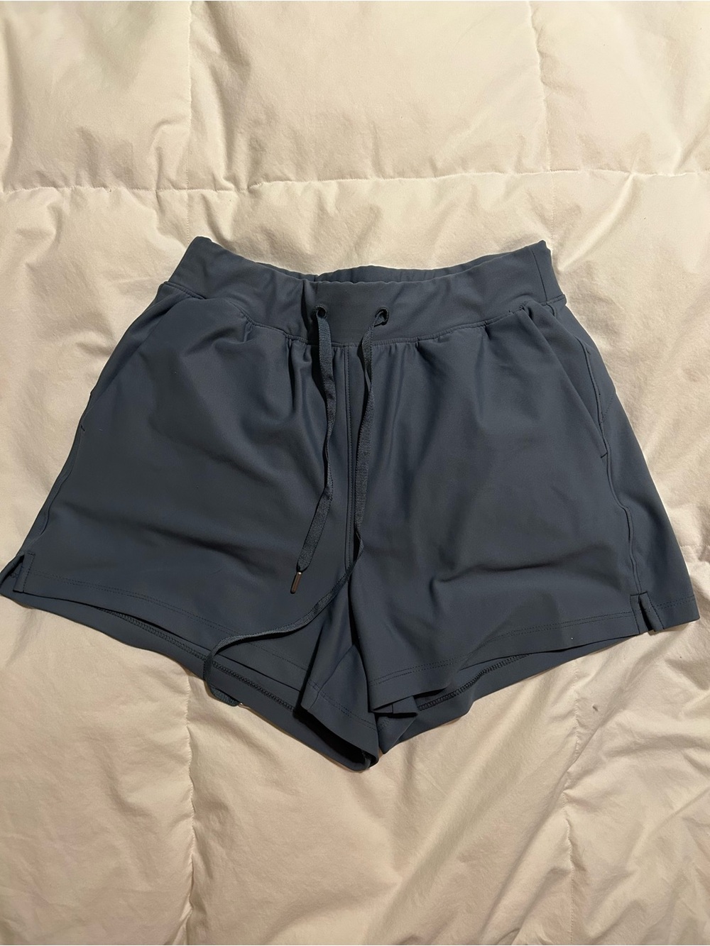 Old Navy Active High-Rise Drawstring Shorts in Slate